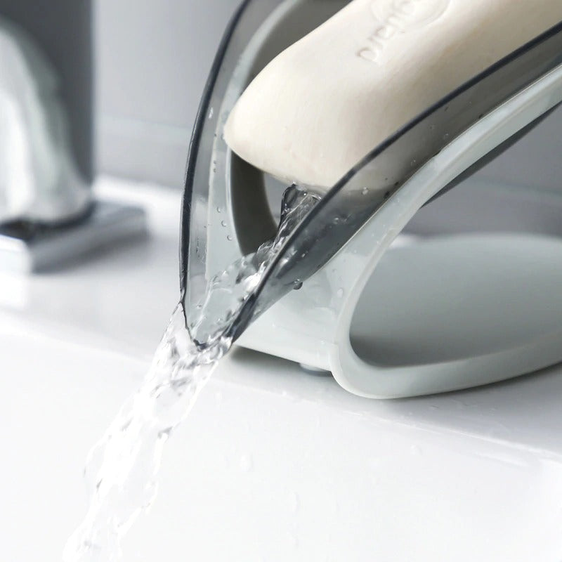 Delicate Leaf-Shaped Soap Dish/Holder With Drain